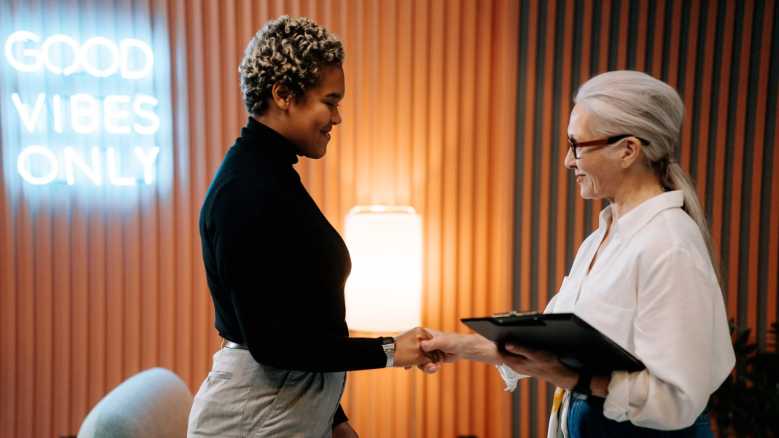 Candidate tracking software: 5 ways it will make hiring easier