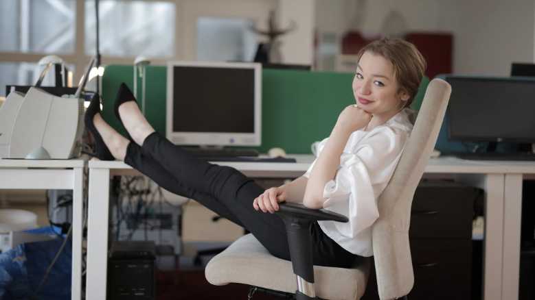 How to make HR easier & less stressful 1 the easiest way to recruit new employees